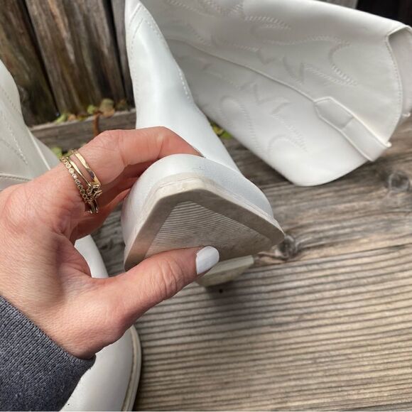 Madden Girl Arizona western Boot in Bone Paris size 6 - Picture 5 of 16